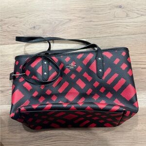 Coach Black and Red Patterned Signature Tote